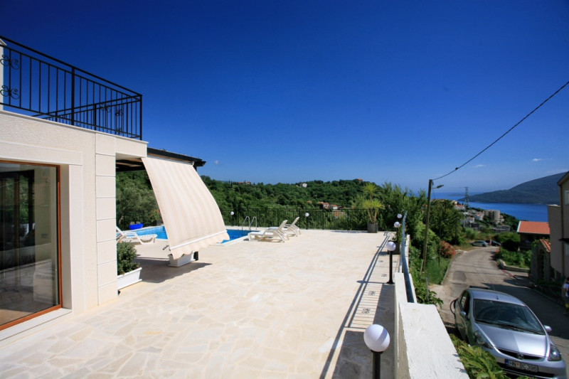 Villa in Montenegro, in Topla
