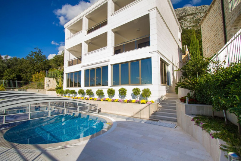 Villa in Montenegro, in Rezevici