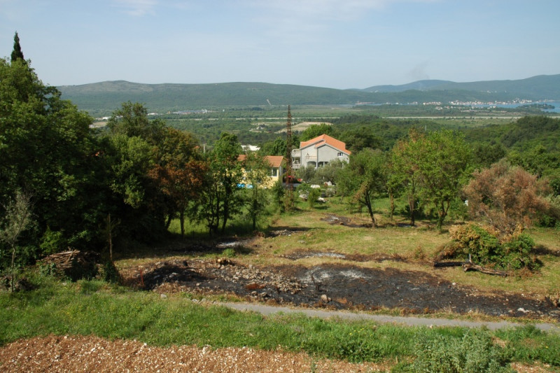 Plot in Montenegro, in Kavac