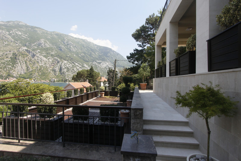 Cottage / House in Montenegro, in Muo
