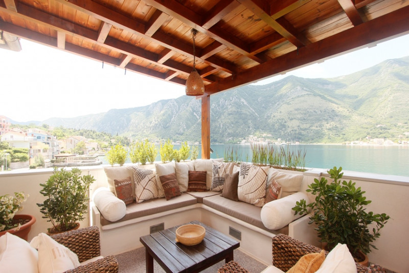 Cottage / House in Montenegro, in Dobrota
