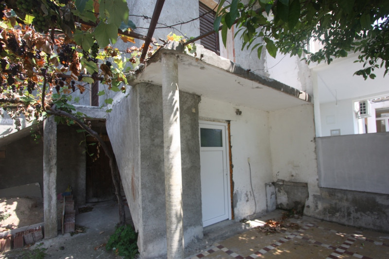 Cottage / House in Montenegro, in Šušanj